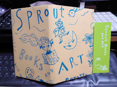 どこの書店のブックカバーかわかりますか?